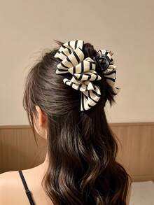 1pc Black White Vertical Stripe Big Bow Hair Claw Clip, Fabric Bow Decor Metal Jaw Clip, Women Half Up Bun Hairstyle Fixing Hair Accessory - Multicolor - View 6