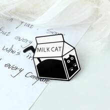 1Pc Of Black And White Minimalist Style Cat Brooch With Multiple Creative Cat Badges Student Party Versatile Backpack Accessories Jewelry - Multicolor - View 8