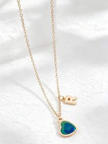 1 pieza Collar con colgante de corazón y letra inicial que cambia de color según el estado de ánimo, personalizado con encanto de alfabeto A-Z, sensible a la temperatura, regalo de joyería para el Día de San Valentín - Multicolor - Ver 15