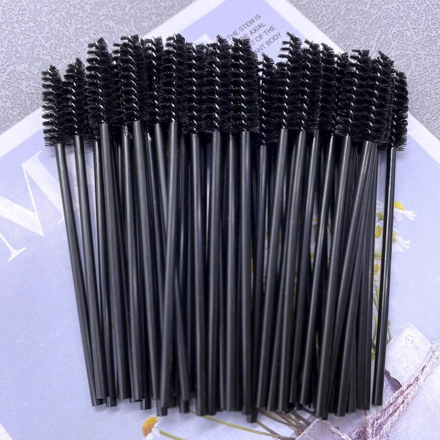 Mollie Lipper 50pcs Disposable Eyelash Brushes And Eyebrow Brushes, Alcohol-Free And Oil-Free Formula, Ideal Makeup And Beauty Tool, No Power Or Battery Required