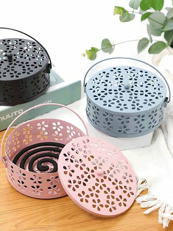 Hollow Floral Mosquito Coil Holder Iron Portable Hanging Mosquito Coil Rack Ash Tray Decorative Incense Burner Suitable For Backyard Tent Wedding Home Decor Patio Furniture Outdoor Room Supplies Garden Supplies