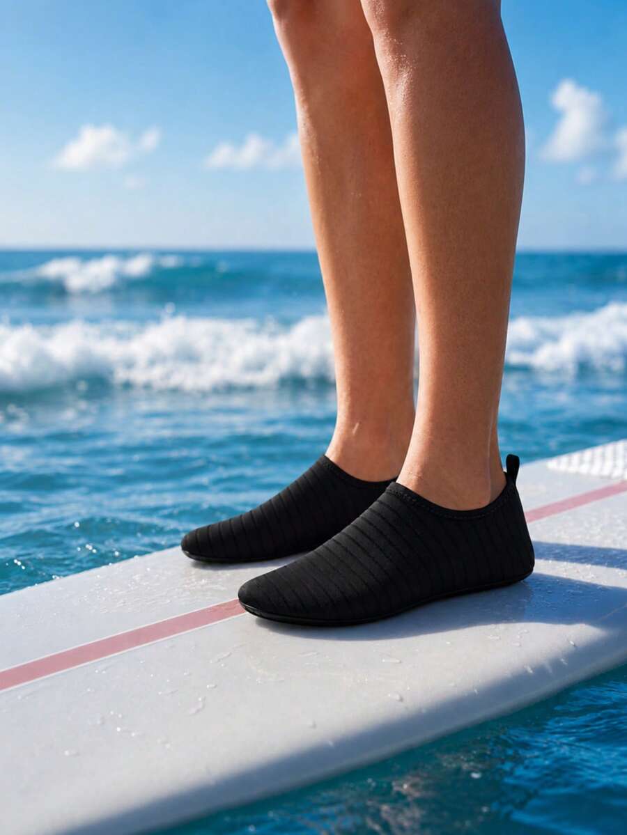 Minimalist Solid Color Slip-On Quick-Dry Water Shoes, Unisex Lightweight Non-Slip Beach Swimming Shoes, Creek Shoes