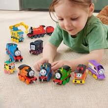 Mattel Mattel Thomas & Friends 全新合金金屬火車套裝，可推行式機車附煤炭車廂，收藏級扮家玩玩具火車，Nia/Ashima/Harold/Salty，3歲以上幼兒，卡通風格 1 件裝，生日聖誕禮物 - 彩色 - 查看 3