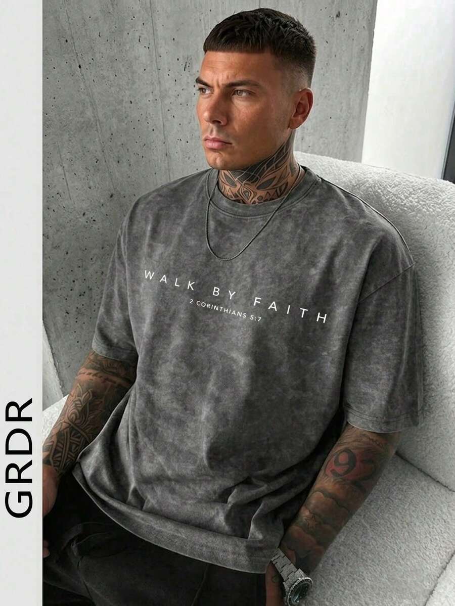 GRDR Men's Letter Print Washed Round Neck Short Sleeve T-Shirt, Comfortable & Breathable For Summer Wear - Dark Grey - View 1