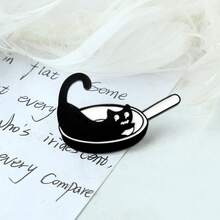 1Pc Of Black And White Minimalist Style Cat Brooch With Multiple Creative Cat Badges Student Party Versatile Backpack Accessories Jewelry - Multicolor - View 7