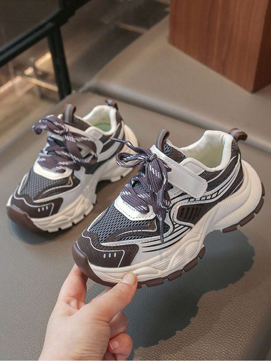 Sneaker da ragazza con suola spessa e chunky, scarpe da running in in rete traspirante con chiusura a strappo, suola antiscivolo con battistrada profondo e resistente all'usura, scarpe casual sportive da passeggio per uso esterno - Cachi - Visualizzare 1