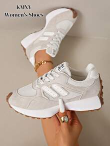 Sepatu Sneakers Wanita Nyaman dengan Tali - Sepatu Kasual Multifungsi Ringan, Sol Karet Anti Selip, Cocok untuk Semua Musim - Krem - View 3