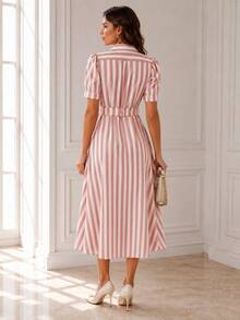 Elegant Women's Midi Shirt Dress With Pink And White Stripes, Belt And Puff Sleeves, Perfect For Summer Outings And Casual Events. - 乾枯玫瑰色 - 查看 2