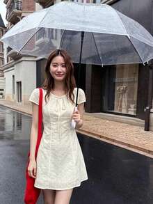 YCYC 韓系蝴蝶結裝飾女款百搭寬鬆後拉鍊短袖短洋裝 - 杏色 - 查看 2