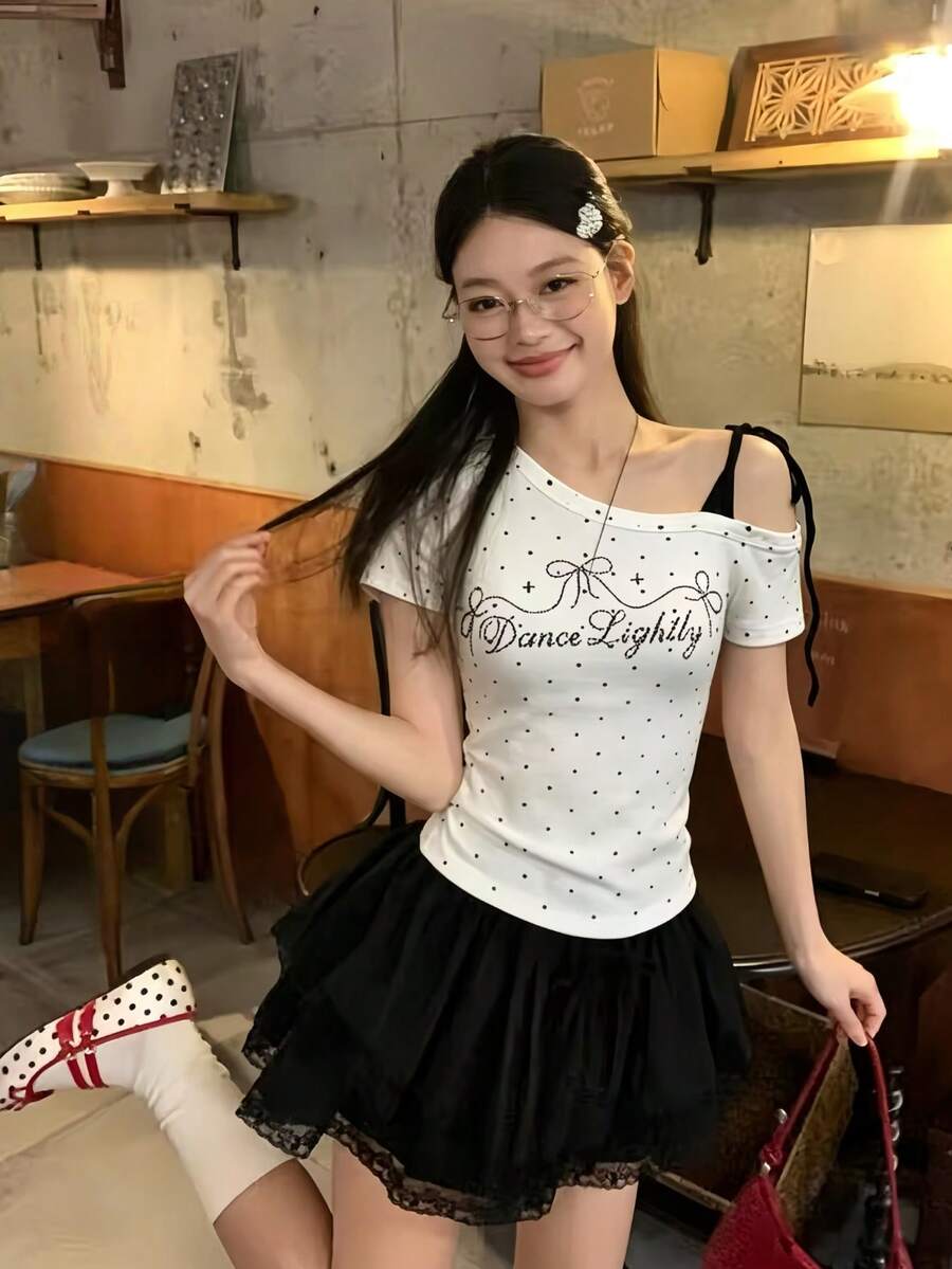 白色波點水鑽不對稱露肩短袖女款夏季修身露肩繫帶蝴蝶結上衣 - 白色 - 查看 1