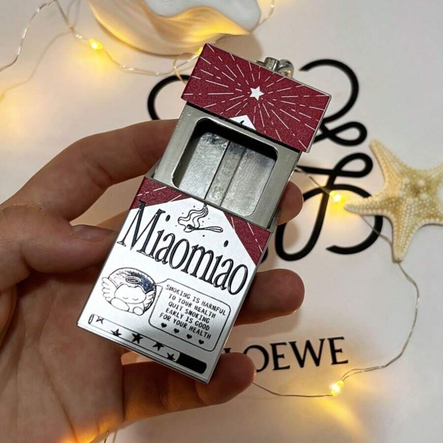 1pc Stainless Steel Creative Cat-Shaped Ashtray, Gift Item, Designed As "Miaomiao" - Portable, Compact, Fun Gift, Suitable For Smokers, Includes Keychain For Easy Carrying, Smoker Accessory | Optimistic Design | Durable Construction, Cat Accessory