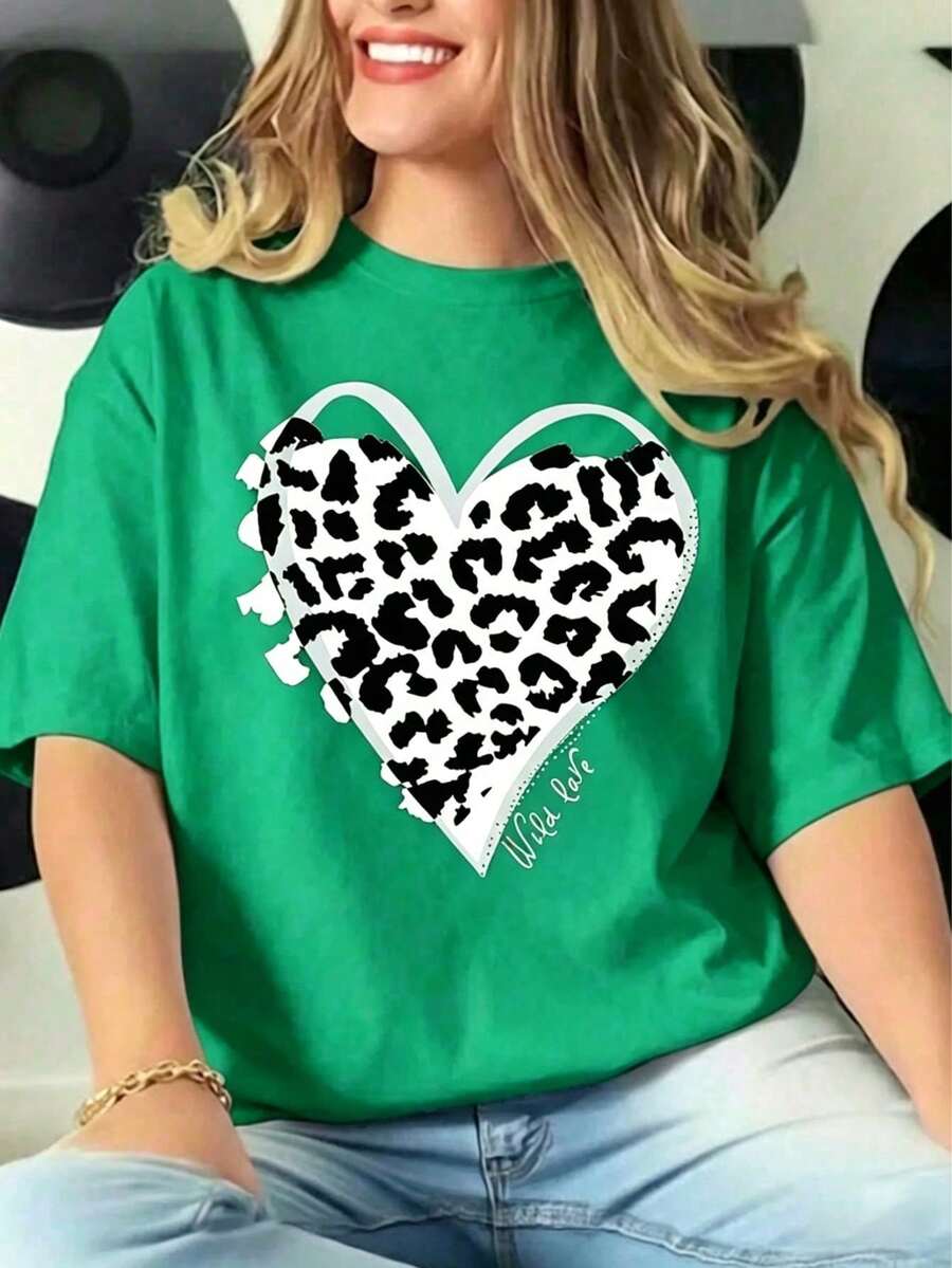 Women's Casual Summer T-Shirt, White With Black And White Leopard Heart Print, Fashionable Short Sleeve "Wild Love" T-Shirt, Modern Animal Print Top, Stylish Blouse - 綠色 - 查看 1