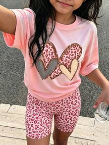 2件組 Coquette 青少年女孩套裝，豹紋雙心印花 T-shirt 與休閒短褲，柔軟休閒夏季街頭穿搭 - 粉色 - 查看 1