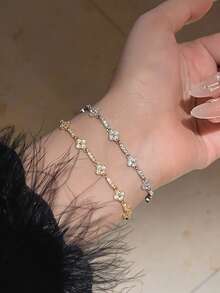 1pc Four-Leaf Clover Flower Adjustable Bracelet For Women, Niche Luxury Design, Fashion Elegant Elegant, Exquisite Versatile Hand Accessory Suitable For Daily Wear And Beach Vacation - Multicolor - View 8