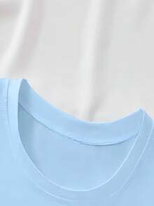 Women's Casual Blue Short Sleeve Round Neck Spider Graphic Print Short T-Shirt, Polyester Slight Stretch Tee,Summertrends,Summer Outfit Inspos - 淡藍色1 - 查看 3
