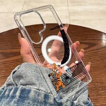 Disney-Handyhülle, Cartoon-Tigger mit schwarzen Linien, süßer und personalisierter Stil, unterstützt MagSafe, passend für Galaxy S22, S22PLUS, S22ULTRA, S23FE, S24, S23PLUS, S24ULTRA, S23ULTRA, S24FE, S24PLUS, S25, S25PLUS, S25ULTRA, aus Acryl, transparente Vollschutz-Hülle - Transparent - Übersicht 6