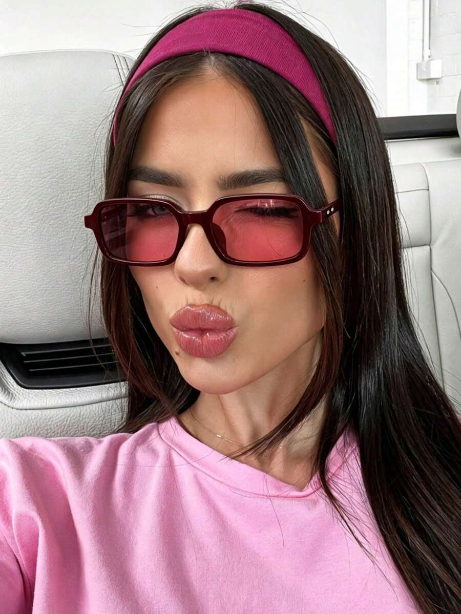 1 Pair Women's Burgundy Rectangular PC Frame Minimalist Solid Color Retro Street Style Small Frame Fashion Glasses - Burgundy - View 1