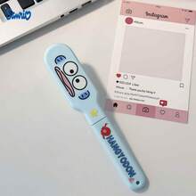 SANRIO 迷你便攜可愛三麗鷗角色折疊髮梳，塑膠旅行梳，Hello Kitty、Kuromi 與 Pochacco 圖案，馬卡龍色卡通設計，適合日常理髮與梳理，適用生日派對、聖誕禮物與兒童假期 - A - 查看 9