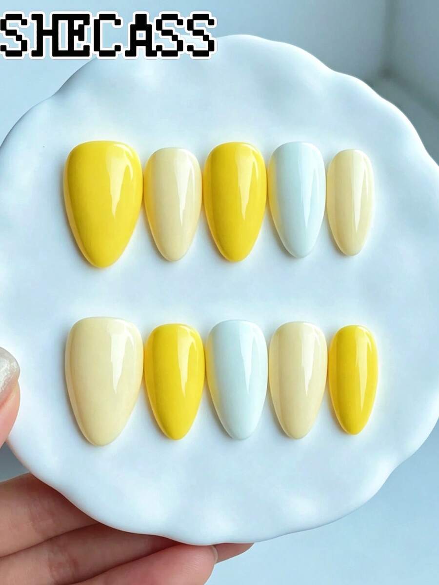 Shecass 10 peças de unhas postiças feitas à mão de alta qualidade em forma de amêndoa, unhas curtas amarelas estilo Y2K, unhas de verão para uso diário, formatura, viagens, férias, presentes, adequadas para festas, festivais de música e regresso às aulas - Multicolorido - Ver 1