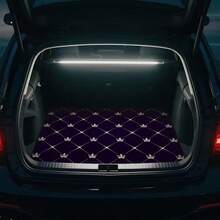 1 pieza Alfombra para maletero de coche con patrón de corona, diseño moderno & duradero, material de poliéster, fácil de limpiar, alfombra para maletero todo clima, se adapta a la mayoría de los modelos de coche, estilo interior del vehículo | Cubierta para maletero de coche. Regalo perfecto para viajes y picnics - corona - Ver 3