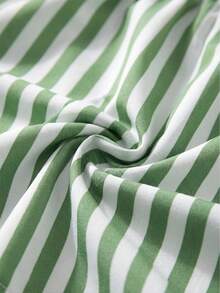 2pcs/Set Girls Vacation Style T-Shirt And Striped Shorts Set - Green - View 5