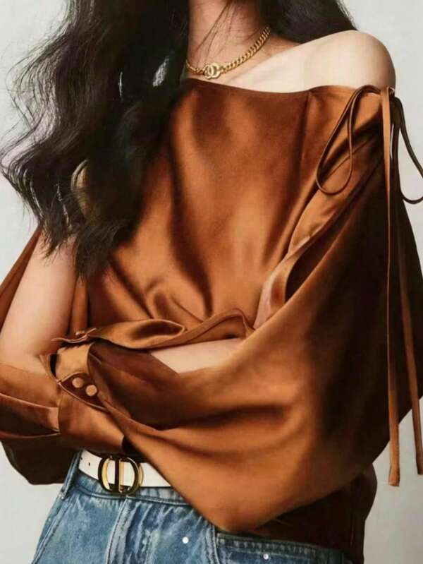 Blusa elegante de satén para mujer con cuello asimétrico, manga de murciélago y manga larga, corte holgado, de moda y versátil, confeccionada en tela suave y cómoda, ¡opción perfecta para primavera, verano y otoño!