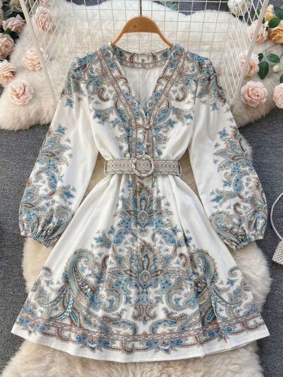 女士短款长袖连衣裙,时尚V领波西米亚印花下摆装饰纽扣连衣裙,秋冬度假装,迷你连衣裙,春季度假白色优雅款 - 白色 - 查看 1