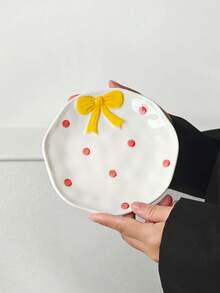 1/2/4pcs Embossed Cute Bow Ceramic Plates, Korean Style Minimalist Ceramic Plates, Afternoon Tea Dessert Plates, Coffee Cup Trays, Breakfast Plates, Casual Snack Plates, Cake Plates, Candy Plates, Gift Tableware, Plates, Suitable For Various Scenes Office, Restaurant - Multicolor - View 10