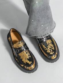 Black & Gold Baroque Jacquard Thick Sole Loafers With Horsebit Buckle Slip-On Dress Shoes Height Increasing Anti-Slip Casual Men's Shoes Fashion British Style Derby Shoes [Random Pattern] - Black - View 9