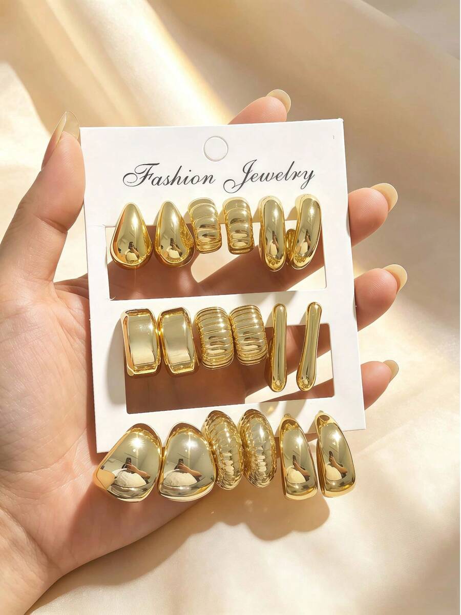 18pcs Fashionable Eye-Catching Gold Round Hoop & Teardrop Geometric C-Shaped Twisted Earrings Set. CCB Hypoallergenic Metal-Look Jewelry Suitable For Women's Daily Office, Party, Date Wear - Gold - View 1