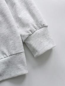 Halloween Pumpkin Letter Print Sweatshirt, Plus Size Women's Casual Autumn/Winter Long Sleeve Pocket Sweatshirt Sweatshirt, Suitable For Winter Holiday Outfits, Beach Outfits, Vacation Outfits, Autumn Outfits, Halloween Outfits, Christmas Outfits, New Year Outfits. Suitable For Daily Wear, Outings, Excursions, Holidays, Beach, Parties, Birthdays, Beach, Gatherings, School, Music Festivals, Vacations, Commuting, Fitness, Weddings, New Year, Fashionable, Winter Tops, Women's Autumn Outfits, Women's Holiday Clothing - Light Grey - View 4