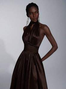 Elitara Elegante, romántico, minimalista, de moda, digno, verde oliva, tela de punto, cuello halter, espalda abierta, falda extra grande, con cola, d - Café integral - Ver 1