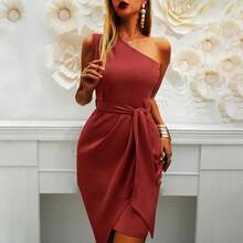 New Summer Party Dress, European And American Style, Solid Color, Sleeveless, With Asymmetrical Straps - Burgundy - View 1