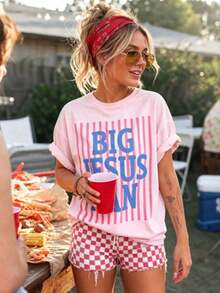 T-Shirt With Large Jesus Print - Loose Fit - Relaxed And Comfortable Style - Pink - View 1