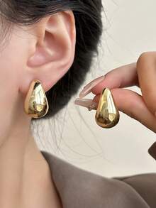 18pcs Fashionable Eye-Catching Gold Round Hoop & Teardrop Geometric C-Shaped Twisted Earrings Set. CCB Hypoallergenic Metal-Look Jewelry Suitable For Women's Daily Office, Party, Date Wear - Gold - View 3