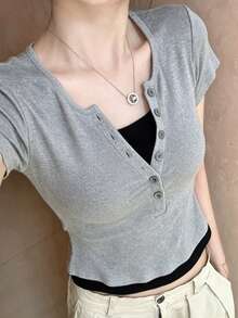 純淨性感 V 領配色拼接修身短版上衣 - Sun's Clothing 休閒夏季款 - 灰色 - 查看 2