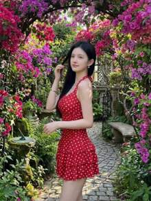 Red Polka Dot Retro Halter Neck One-Piece Swimsuit. A Body-Shaping Swimsuit That Enhances The Bust And Features An Open Back, Perfect For Hot Springs, The Beach, And Everyday Wear. - Multicolor - View 3