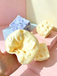 1pc Cheese Cube Squeeze Squishy Toy, Fun Sensory Stress Relief Toy, Party Prize & Decorative Gift Box Filler - 彩色 - 查看 7