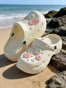 Women's Beige Thick Sole EVA Clogs With Pink & White Daisy Flower Decor, Summer Indoor/Outdoor Beach Holiday Slides - White - View 4
