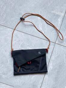 小眾設計珠飾刺繡水桶包，夏季丹寧質感單肩包，新中式時尚百搭通勤、出遊、購物女款斜挎包 - 黑色 - 查看 4