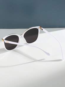 1pc Plastic Cat Eye Frame Fashion Glasses - White Frame All Gray - View 3
