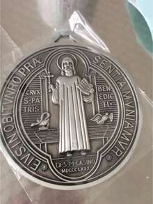 1pc Brass Finish, Wall Or Tabletop Mount/Extra Large 5-Inch St. Benedict Medal - Multicolor - View 7