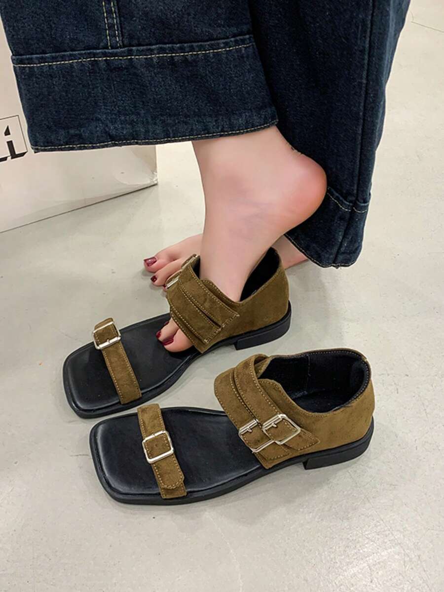 1 Pair Women's Green Buckle Flat Sandals, Elegant Commuter Style, Spring/Summer Fashion, Comfortable Versatile Sandals - Olive Green - View 1