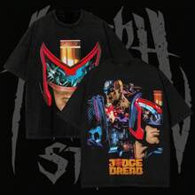 Cotton T-Shirt With A Graphic Print Of Judge Dredd From The Vintage 90s Comics, Washed Streetwear Style Mega-City One Comic Book Hoodie, Graphic Tee - 黑色 - 查看 1