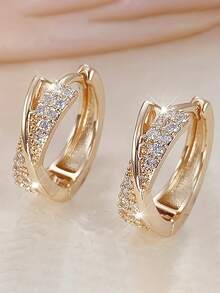 2pcs Women's Gold Twisted Rhinestone Ear Cuffs, Copper Material With Zirconia, Gentle And Elegant, Round Hoop Snap Closure Easy To Wear, Suitable For Travel, Party, Daily Wear Women's Accessories - Gold - View 5