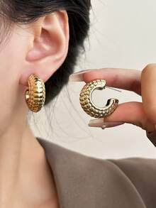 18pcs Fashionable Eye-Catching Gold Round Hoop & Teardrop Geometric C-Shaped Twisted Earrings Set. CCB Hypoallergenic Metal-Look Jewelry Suitable For Women's Daily Office, Party, Date Wear - Gold - View 4