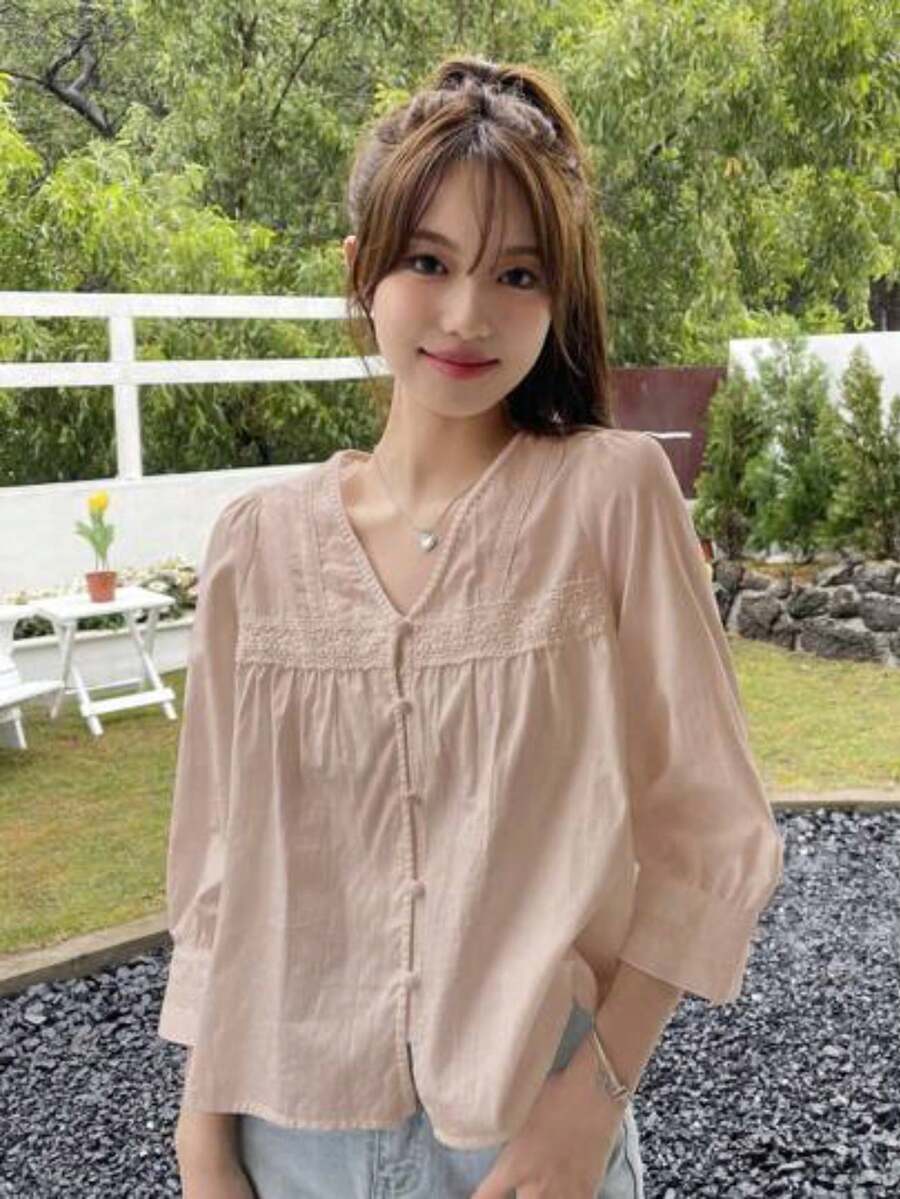 Blusa Con Botones Frontales, Manga Abullonada Y Detalle De Encaje - Rosa - Ver 1