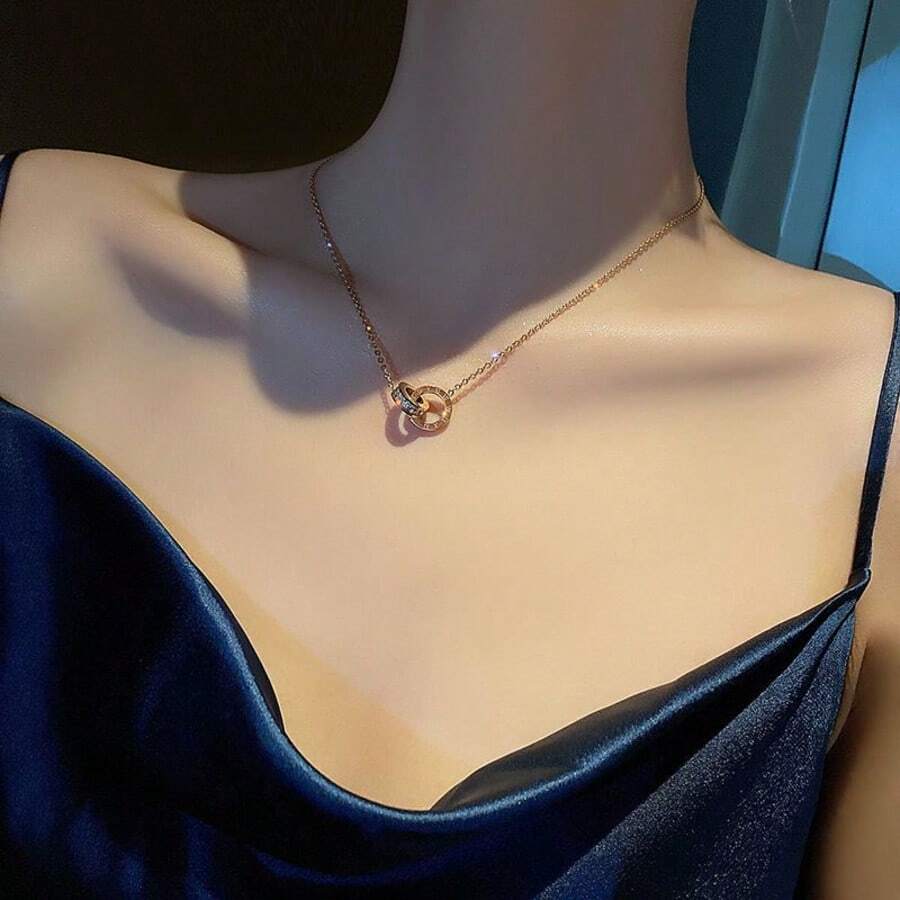 1pc Gold/Silver Double Ring Intertwined Pendant Necklace With Roman Numeral Engraving And Zirconia Inlay, Versatile Jewelry Accessory For Summer Outings And Photo Shoots, Couple Anniversary Gift - Multicolor - View 1