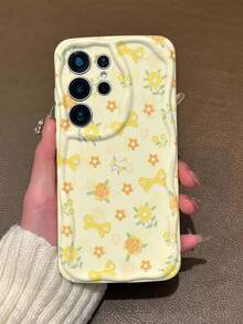 1 pieza Funda de teléfono con textura suave de TPU, diseño creativo y personalizado de onda de dopamina con volantes, patrón de girasol y lazo en color crema, compatible con Galaxy S21 S22 S23 S24 S25 S26//Honor// y otros modelos - Blanco - Ver 2
