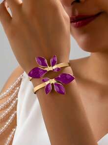 1pc Women's Fashion Bracelet, Minimalist Elegant Adjustable Leaf-Shaped Enamel Open Cuff Bracelet, Suitable For Daily Wear, Vacation And Gifting - Purple - View 1